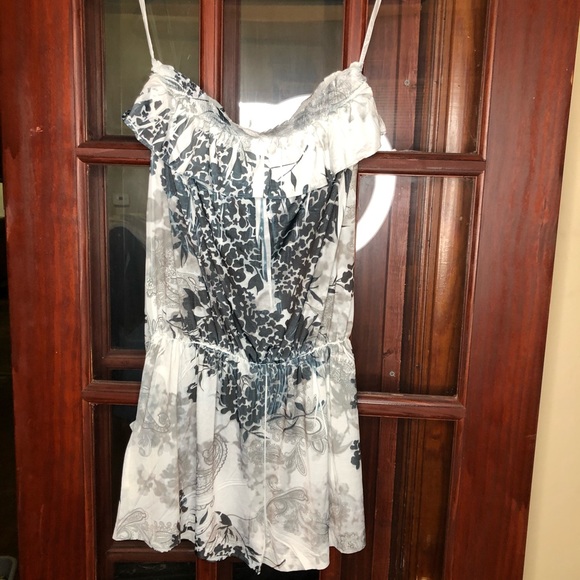 Romper - Picture 4 of 4